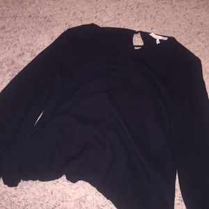 Crisscrossed long sleeve tee